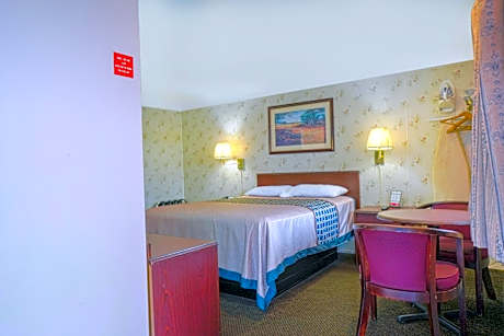 Queen Room