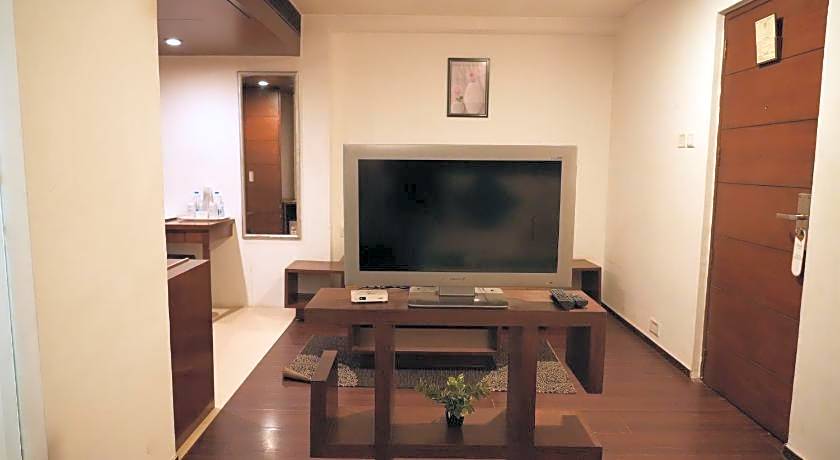 Hotel Clarks Collection Bhavnagar