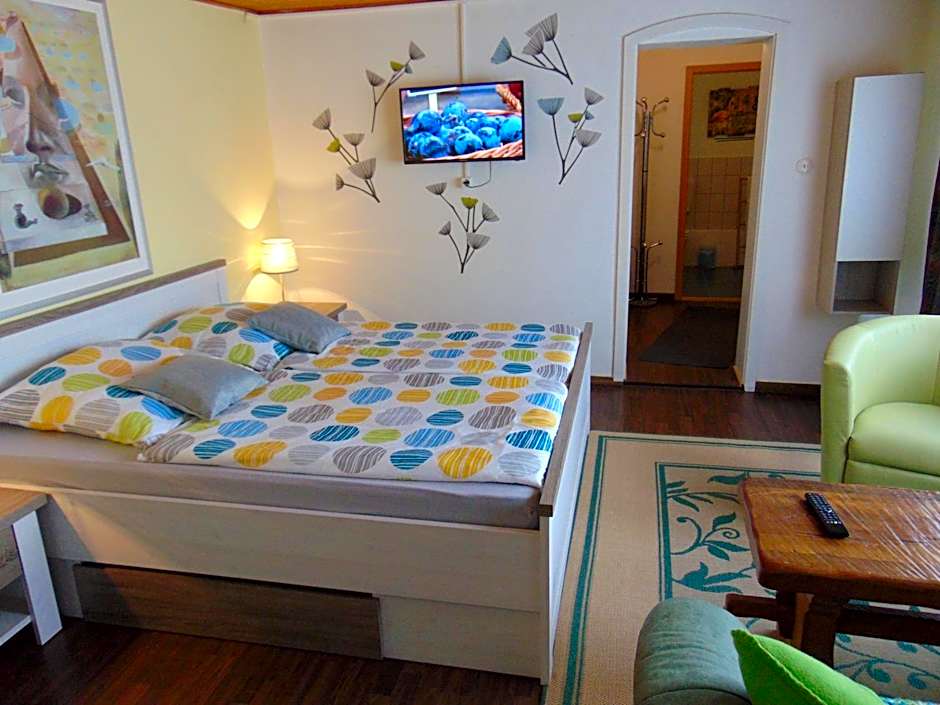 Hotel Garni "Adria"