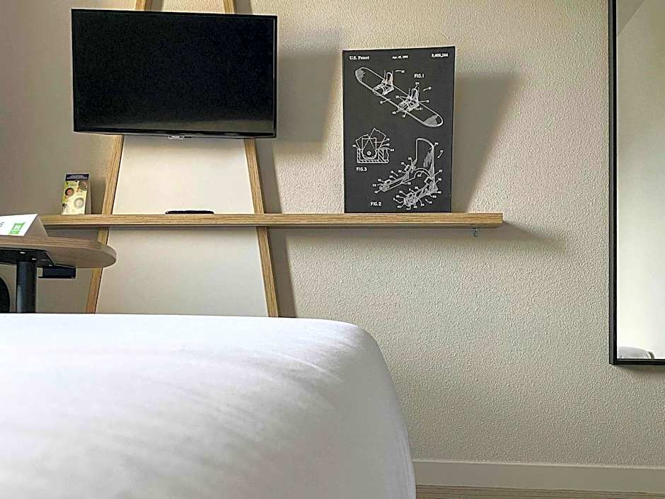 ibis Styles Crolles Grenoble A41