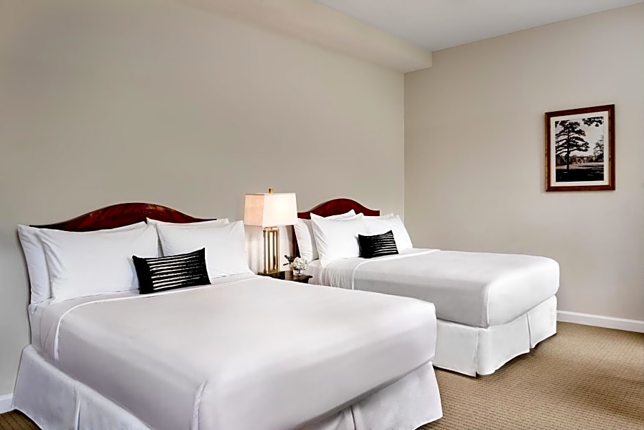 Inn at Carnall Hall
