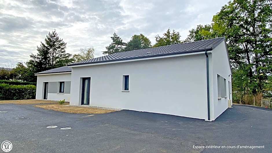 Appart 'Hôtel BreakIsleBed Limoges CHU & Fac Médecine Pharma à Pied parking gratuit