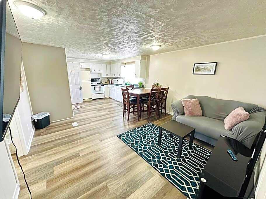 A Quiet and decent 2 Bedroom apartment