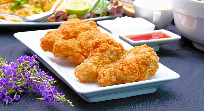 Slumber Surf Phuket Kata