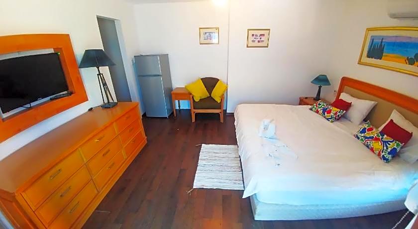 City Suites