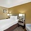 Comfort Inn & Suites Carneys Point