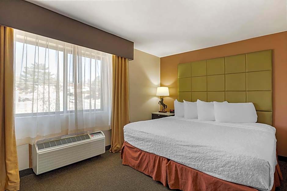 Best Western Plus Country Inn & Suites