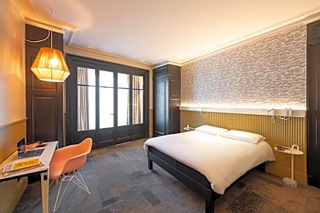 Junior Suite - City Side