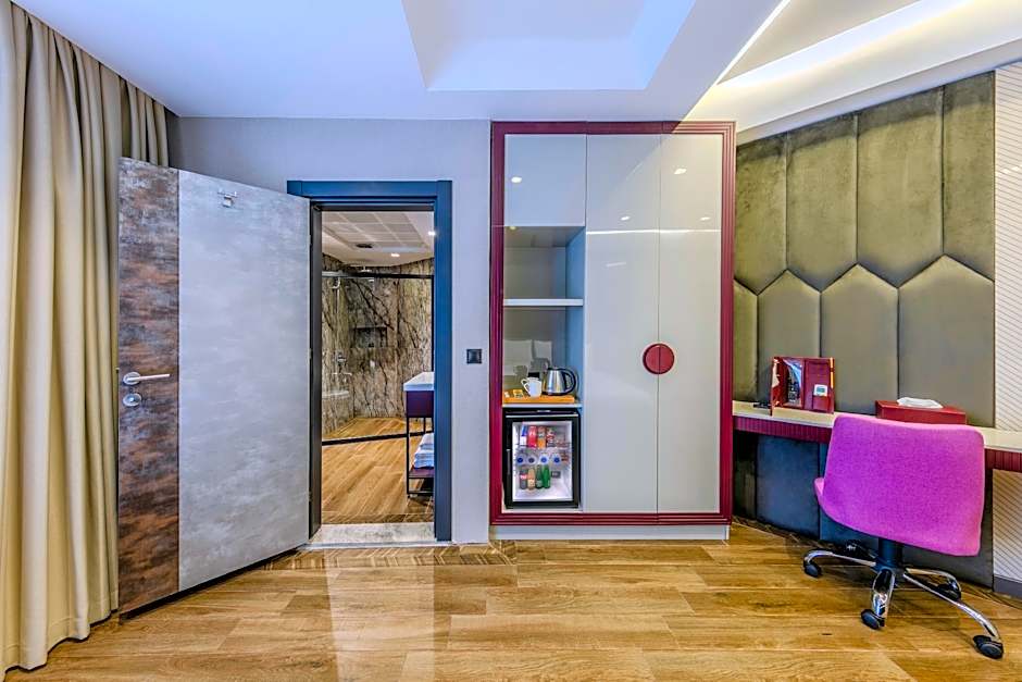 Heaven Premium Airport Hotel