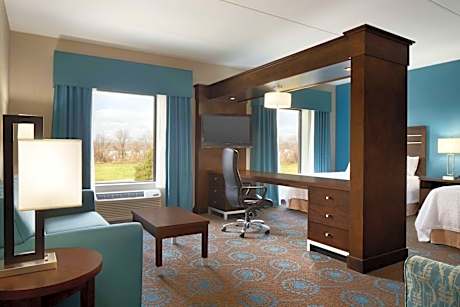 2 Queen Beds Studio Suite Nonsmoking