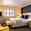 Pismo Lighthouse Suites