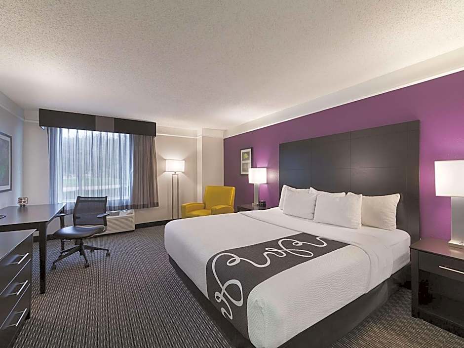 La Quinta Inn & Suites by Wyndham Austin Round Rock