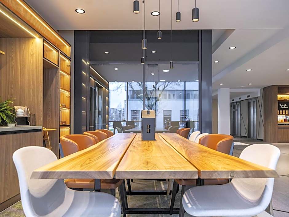 Novotel Suites Wien City Donau Hotel