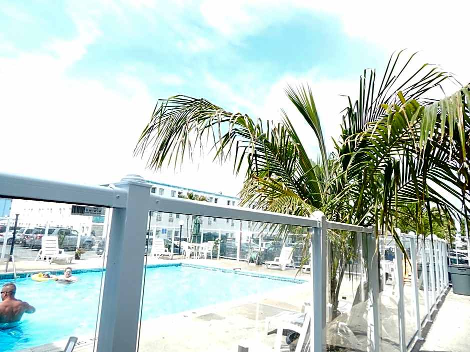 Seabonay Oceanfront Motel