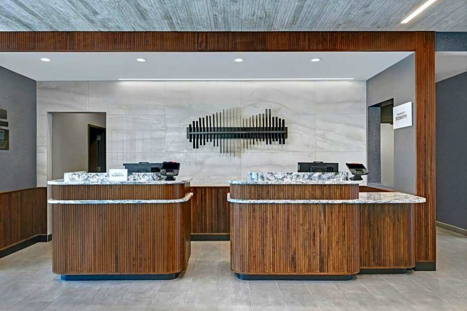 Courtyard by Marriott Hamilton