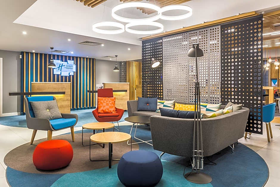 Holiday Inn Express London - Watford Junction By IHG