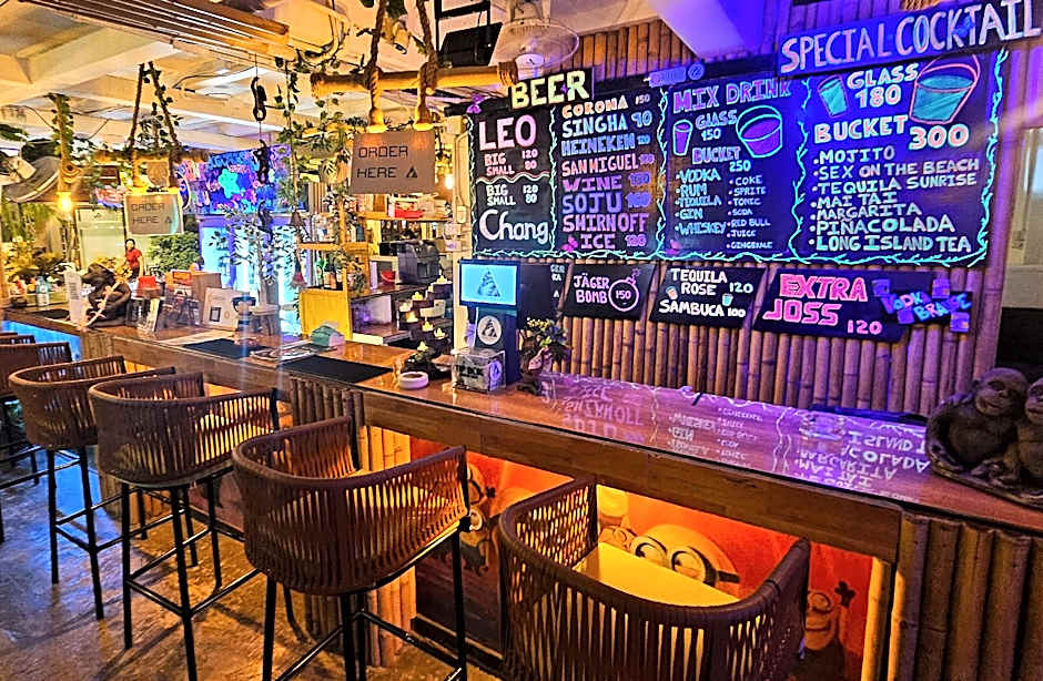 Hideout Hostel