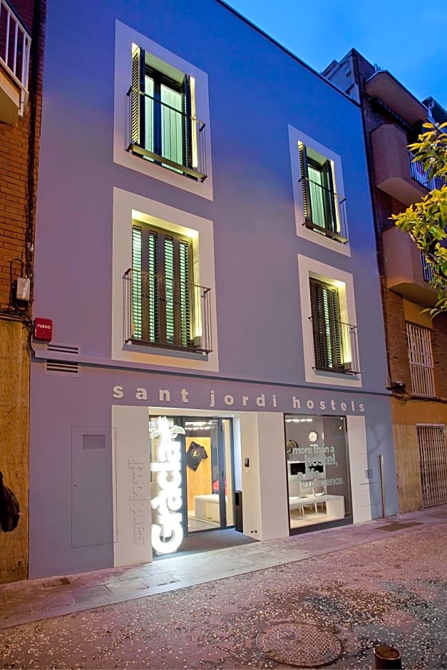 Sant Jordi Hostels Gracia
