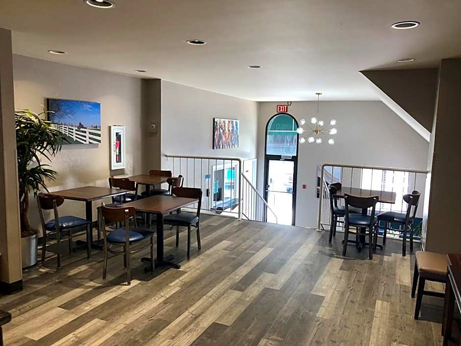 DuPont Suites - Louisville