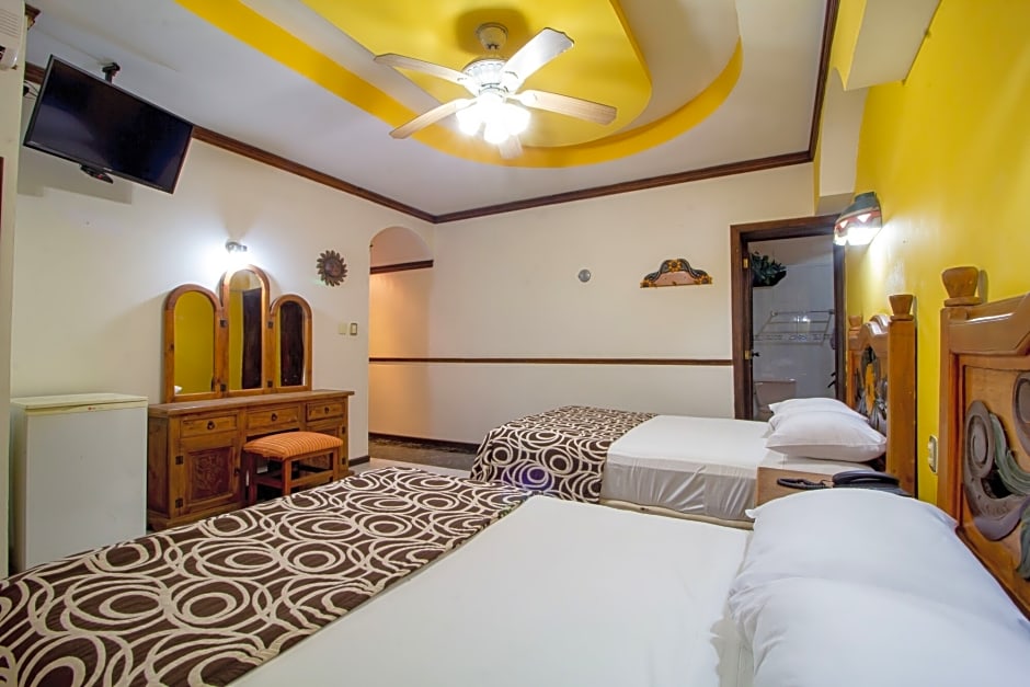 Hotel Suites Flamboyanes