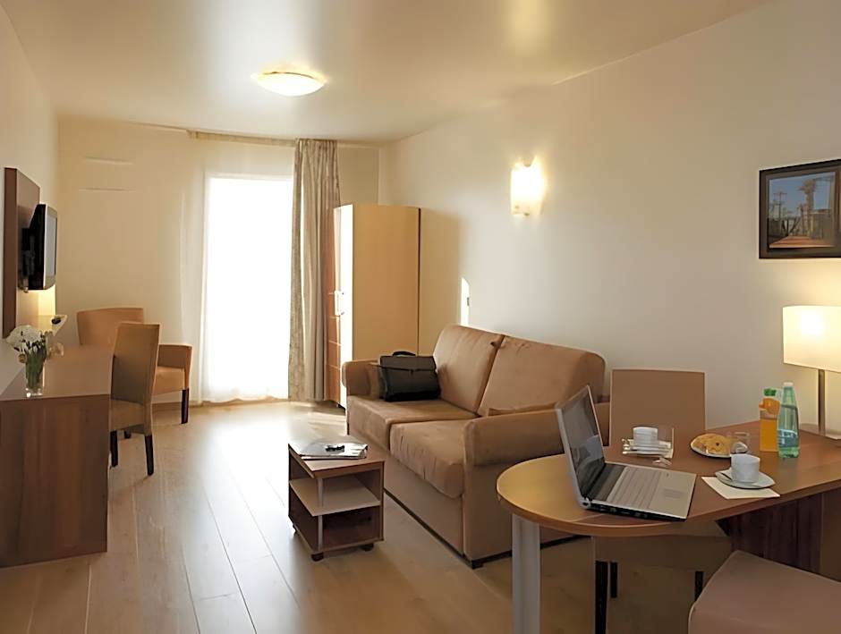 Villa Val Senart 1ere Avenue
