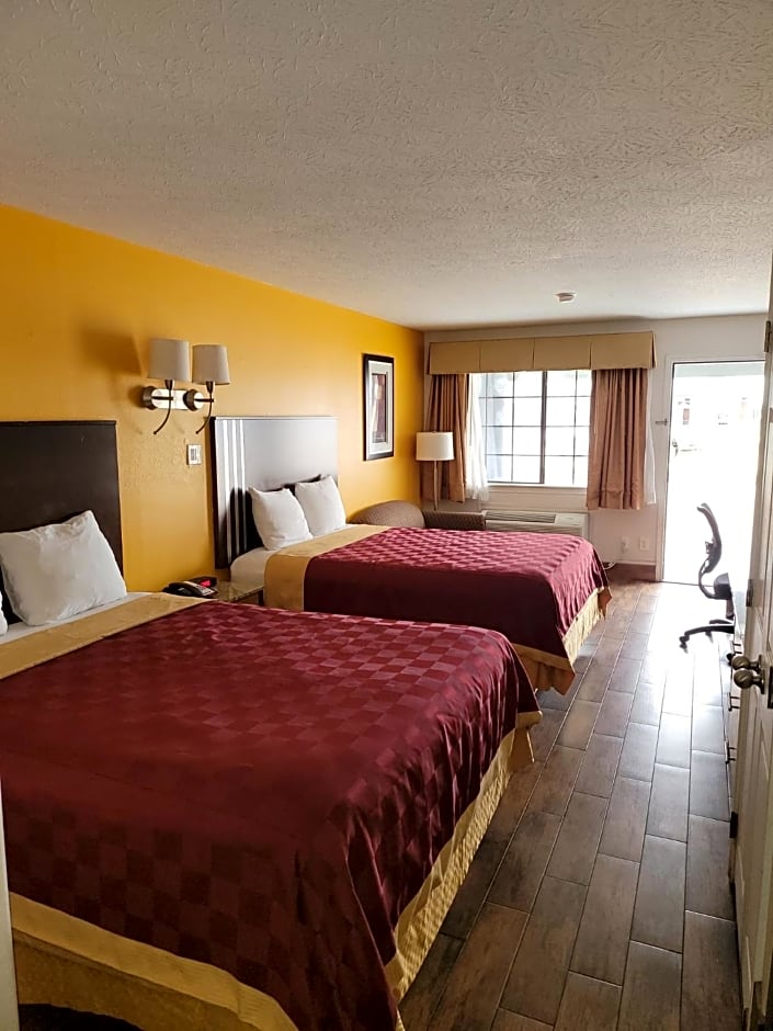 Texas Inn and Suites Raymondville