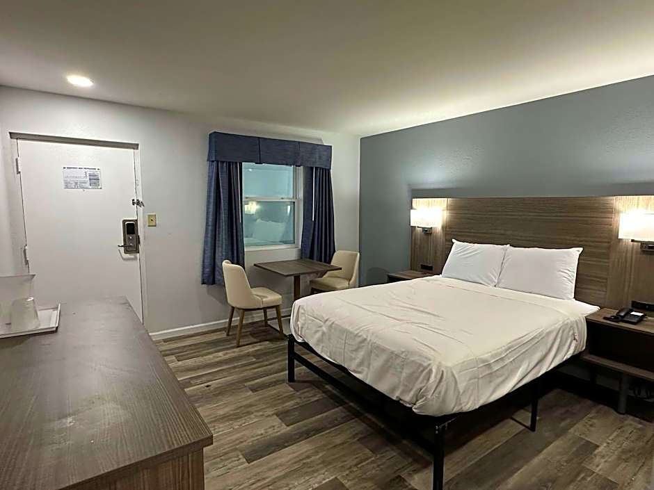 Suburban Studios Newport News - Hampton