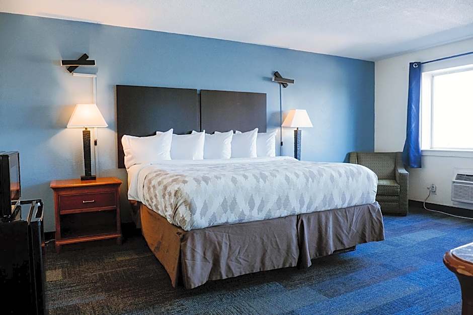 Americas Best Value Inn & Suites Phenix City