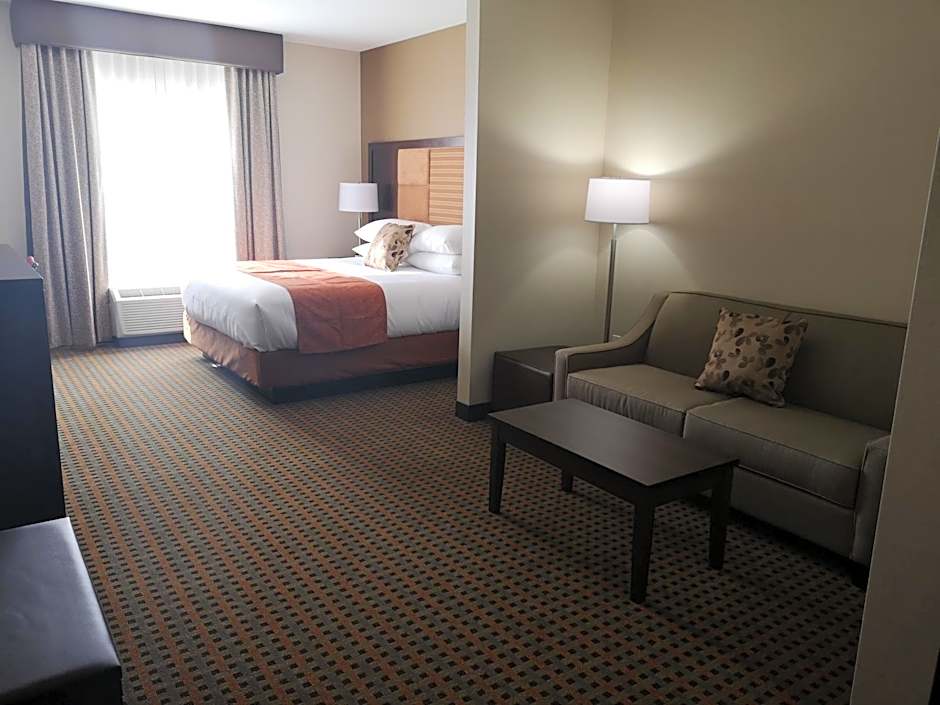 Best Western Plus Hinton Inn & Suites