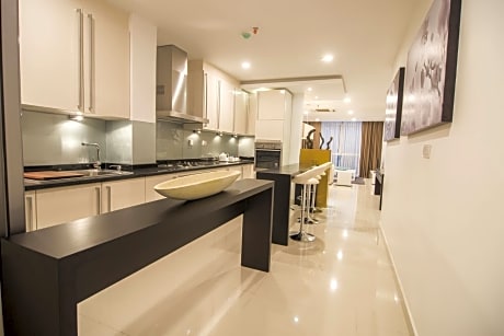 3 Bedroom Apartment Sea View