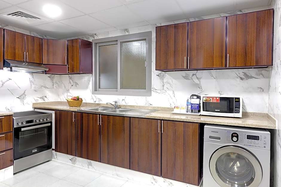 Dream City Hotel Apartments LLC