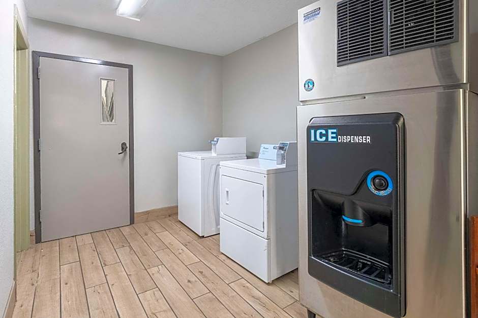 Quality Inn Cleveland North