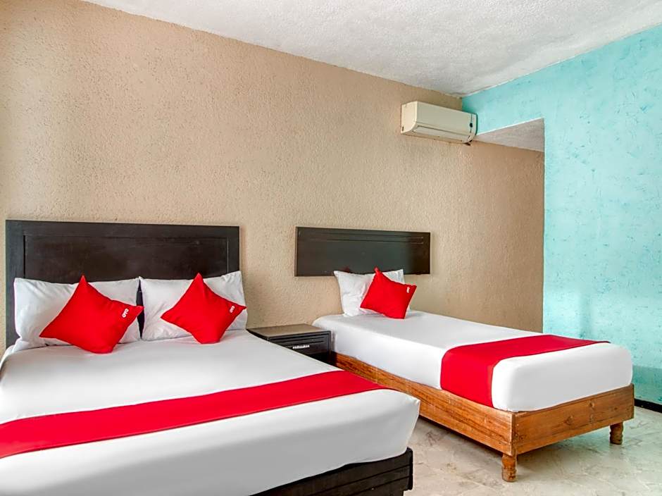 Capital O Hotel La Siesta