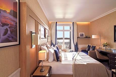 Double or Twin Room Prestige with Sea View