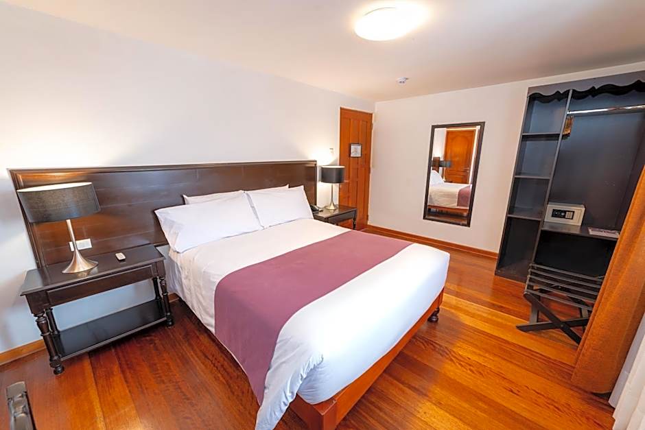 Illa Hotel