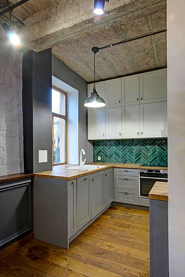 Mitten Village Family Residence