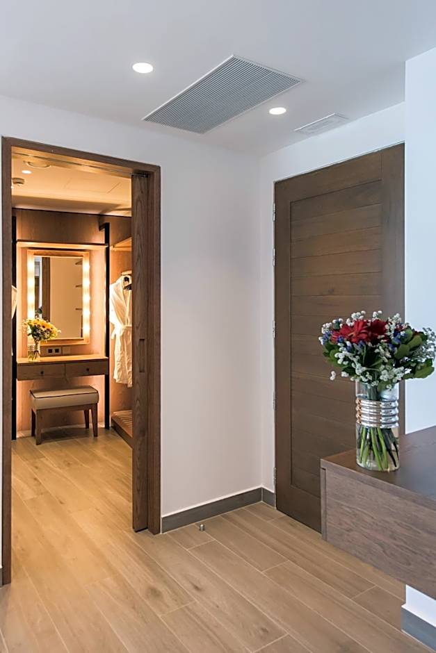 Nana Princess Suites Villas & Spa