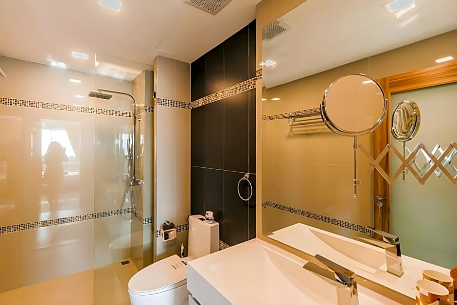 Club Royal Wongamat by Pattaya Sunny Rentals