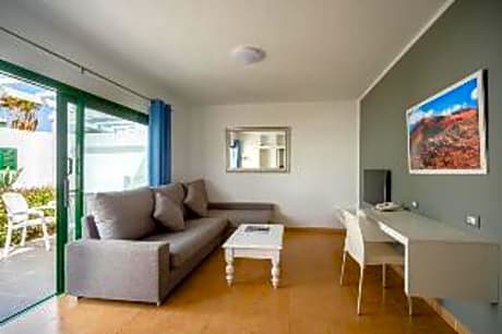 suite adapted 2 adults
