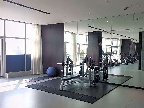 Yuhai Moqi Hotel (Hangzhou Bay Financial Plaza)