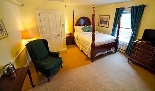 The New London Inn