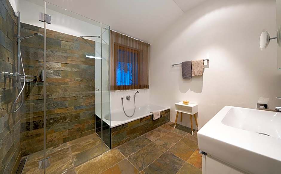 Grischuna Mountain Lodge