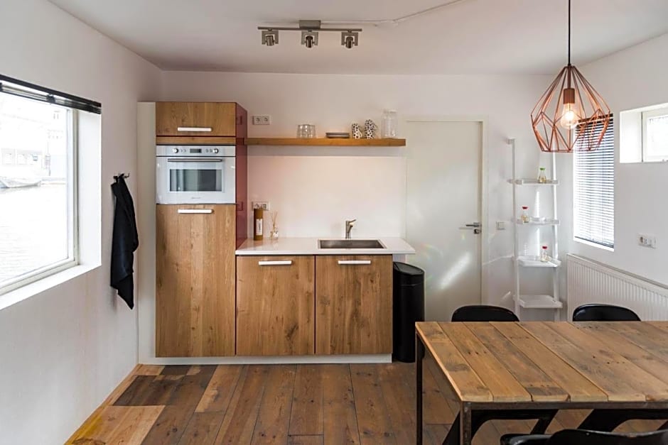 HouseBoat next to AMSTEL