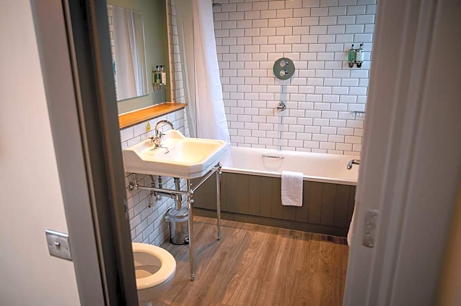 Riverside Hotel by Chef & Brewer Collection