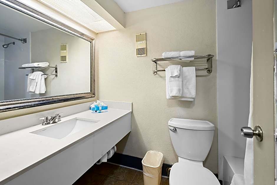 88 Palms Hotel & Event Center