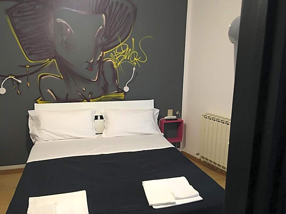 X Hotel