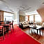 Grand Royal Hotel