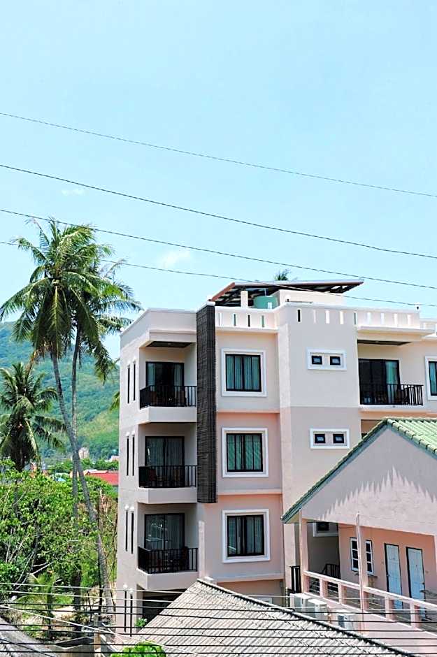 Ice Kamala Beach Hotel