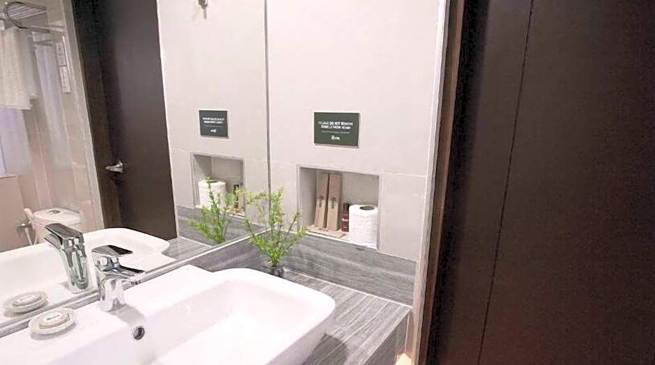 Rovira Suites