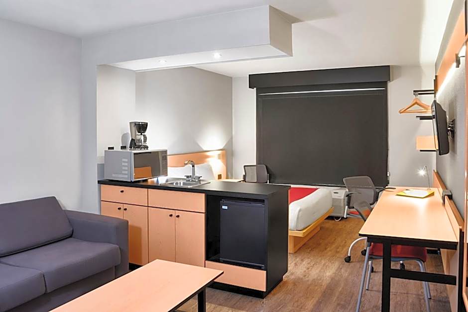 City Express by Marriott Leon